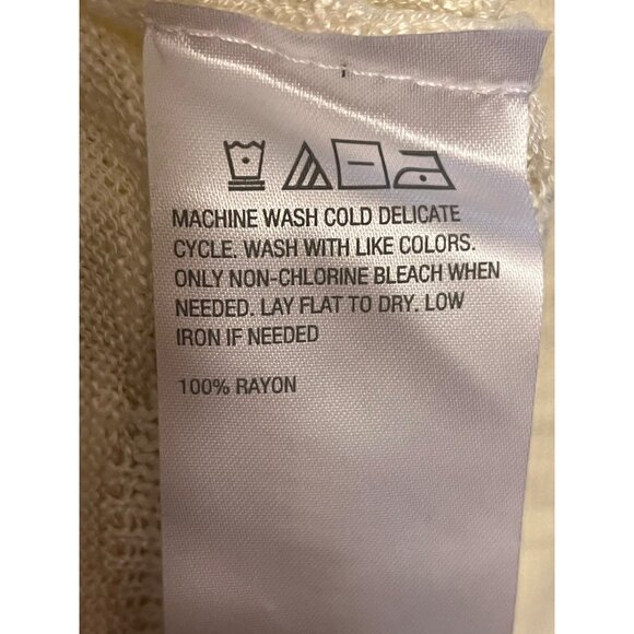 By Giuliana Women’s Cream Long Sleeve Sweater - Size 1X, Abstract Pattern, Plus - Picture 7 of 7